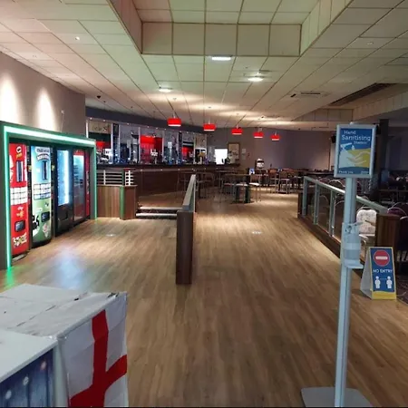 Hiba Luxury At Parkdean Cayton Bay דירה סקארבורו