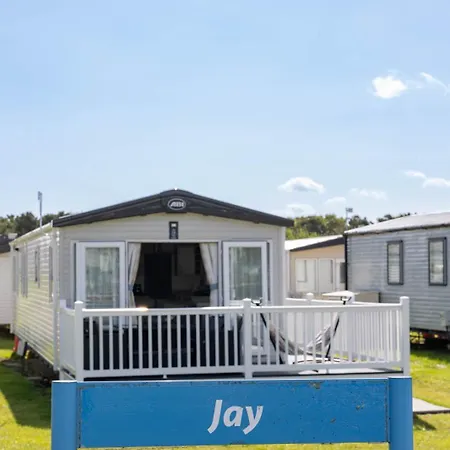 דירה Hiba Luxury Caravan At Parkdean Cayton Bay *