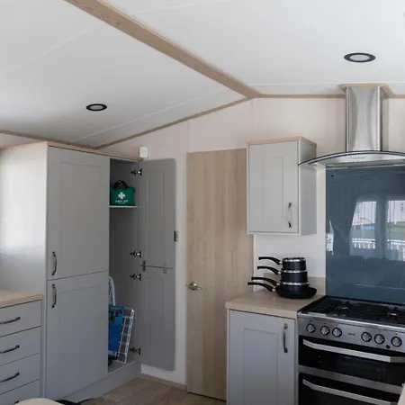 Hiba Luxury At Parkdean Cayton Bay * Scarborough