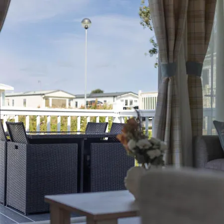 Apartment Hiba Luxury Caravan At Parkdean Cayton Bay Scarborough