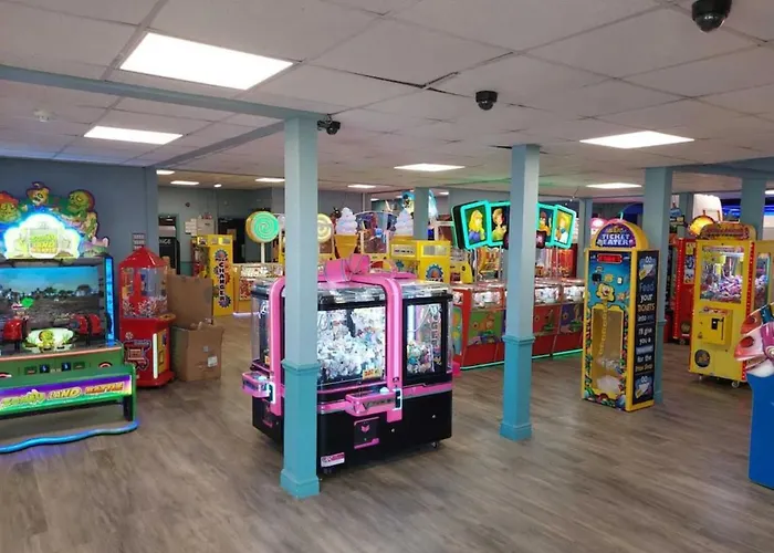 Hiba Luxury At Parkdean Cayton Bay