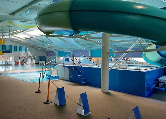 Hiba Luxury At Parkdean Cayton Bay *